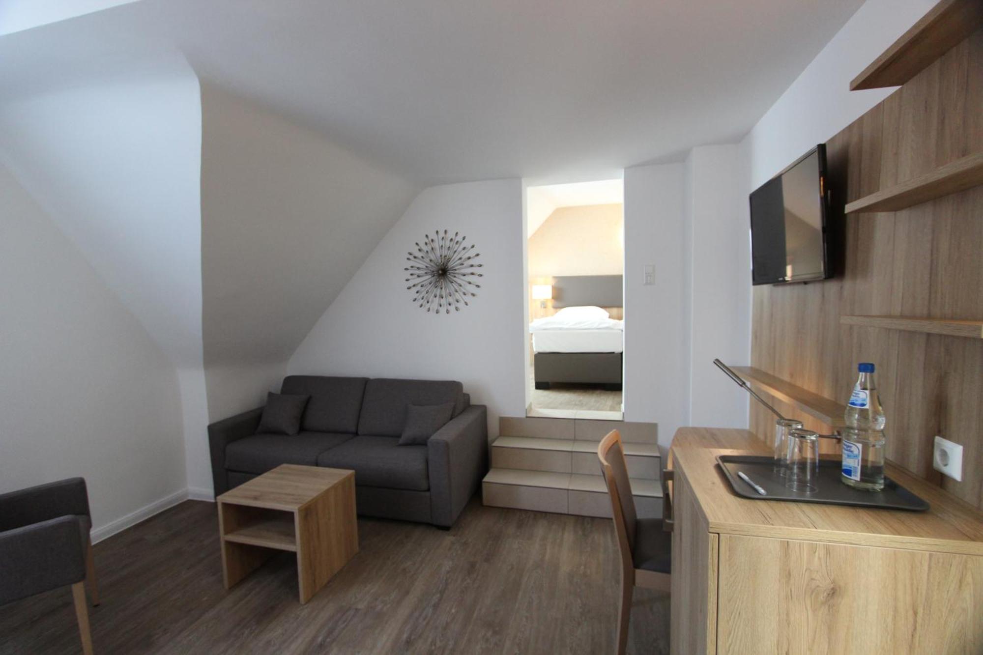 Hotel Adler Bad Friedrichshall Eksteriør billede