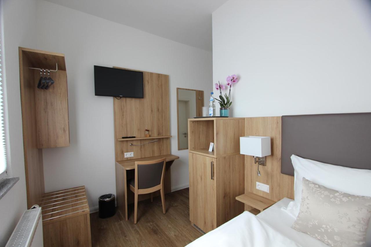 Hotel Adler Bad Friedrichshall Eksteriør billede