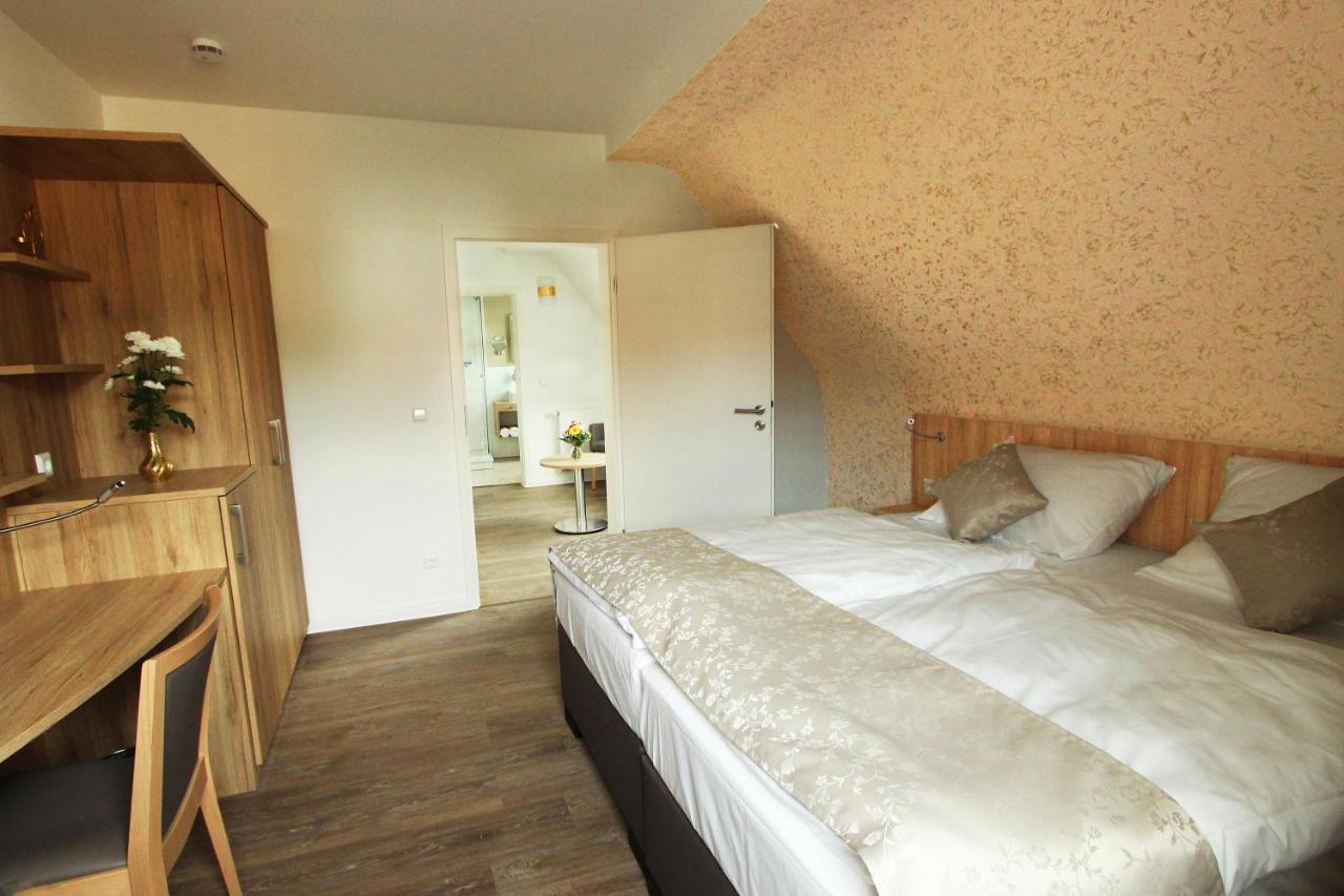Hotel Adler Bad Friedrichshall Eksteriør billede